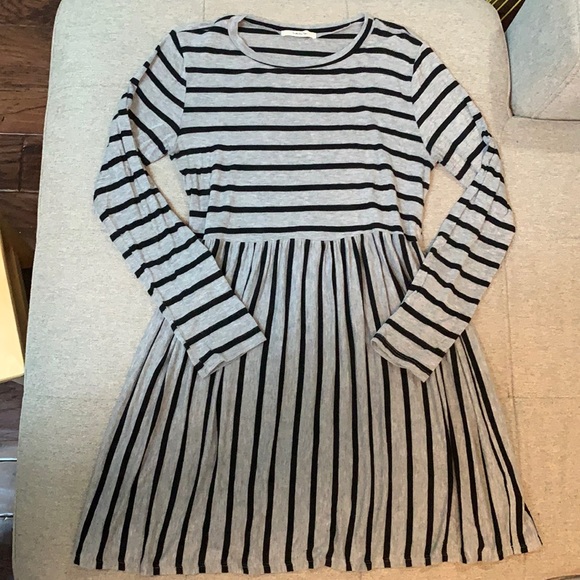 Striped Tunic Dress - Picture 1 of 4